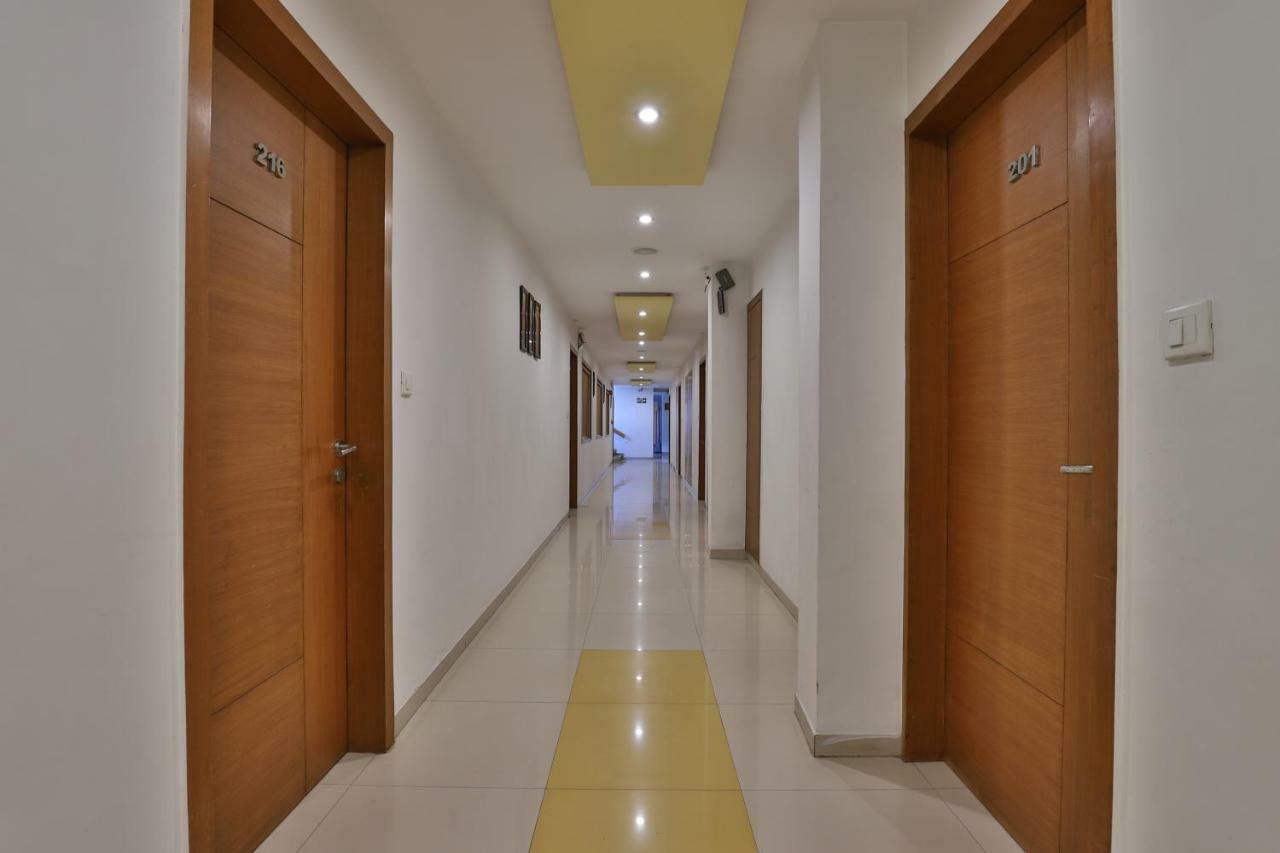 Oyo 14943 Shubh Suvidha Somnāth Exterior foto
